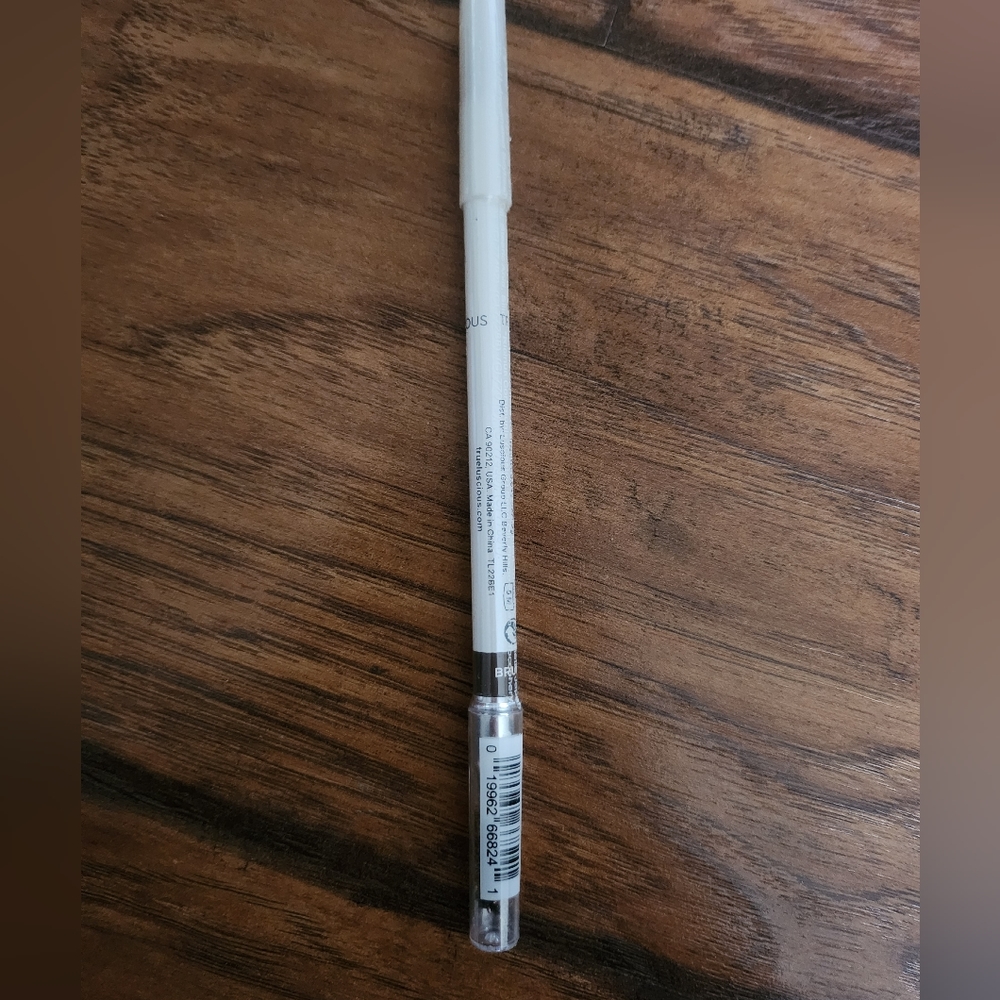 Brow Definer